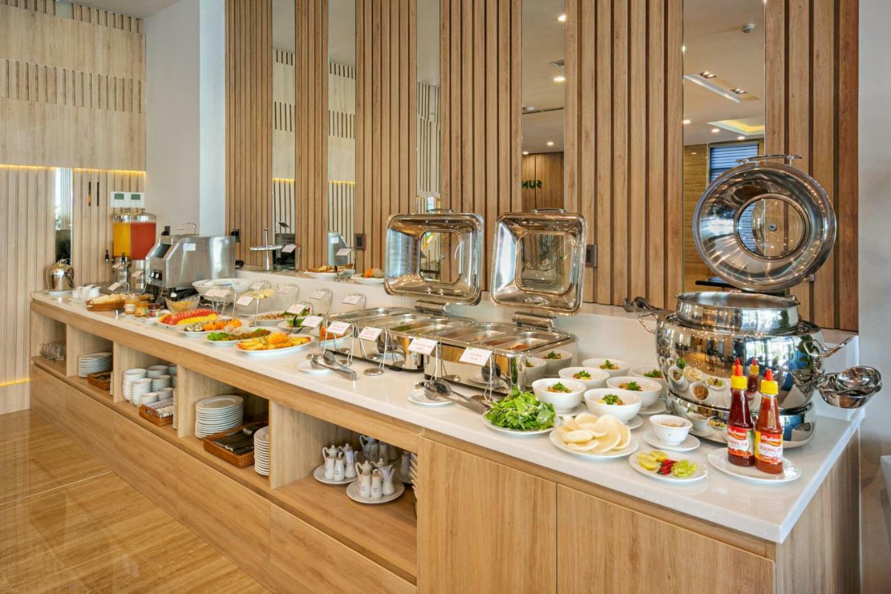 Sun River Hotel & Apartment Da Nang Esterno foto